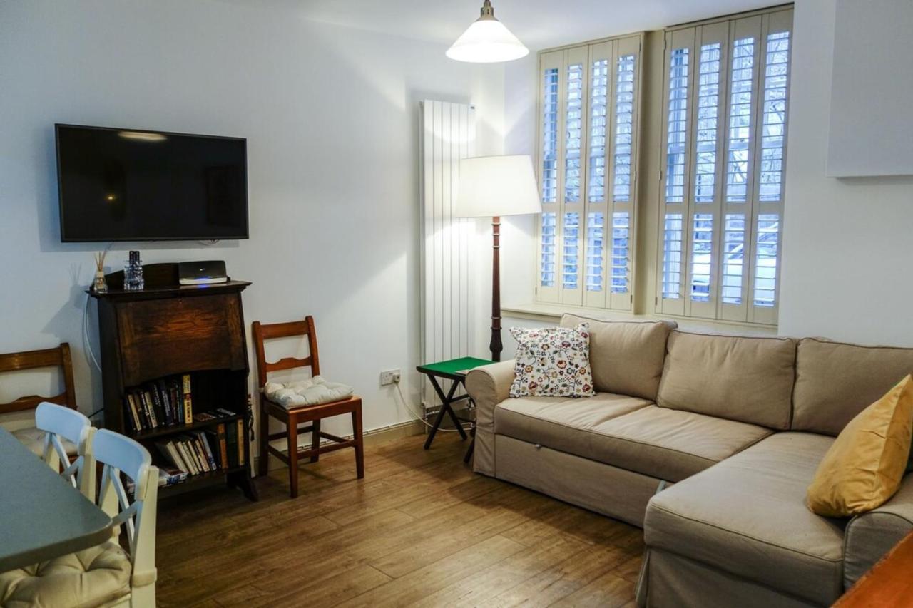 Apartamento Quiet Ground Floor Mews Flat And Parking Edimburgo Exterior foto
