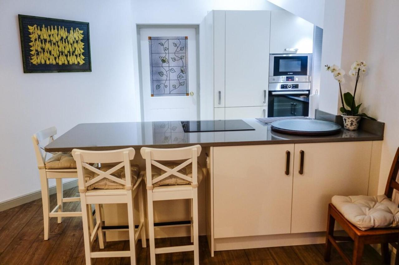 Apartamento Quiet Ground Floor Mews Flat And Parking Edimburgo Exterior foto